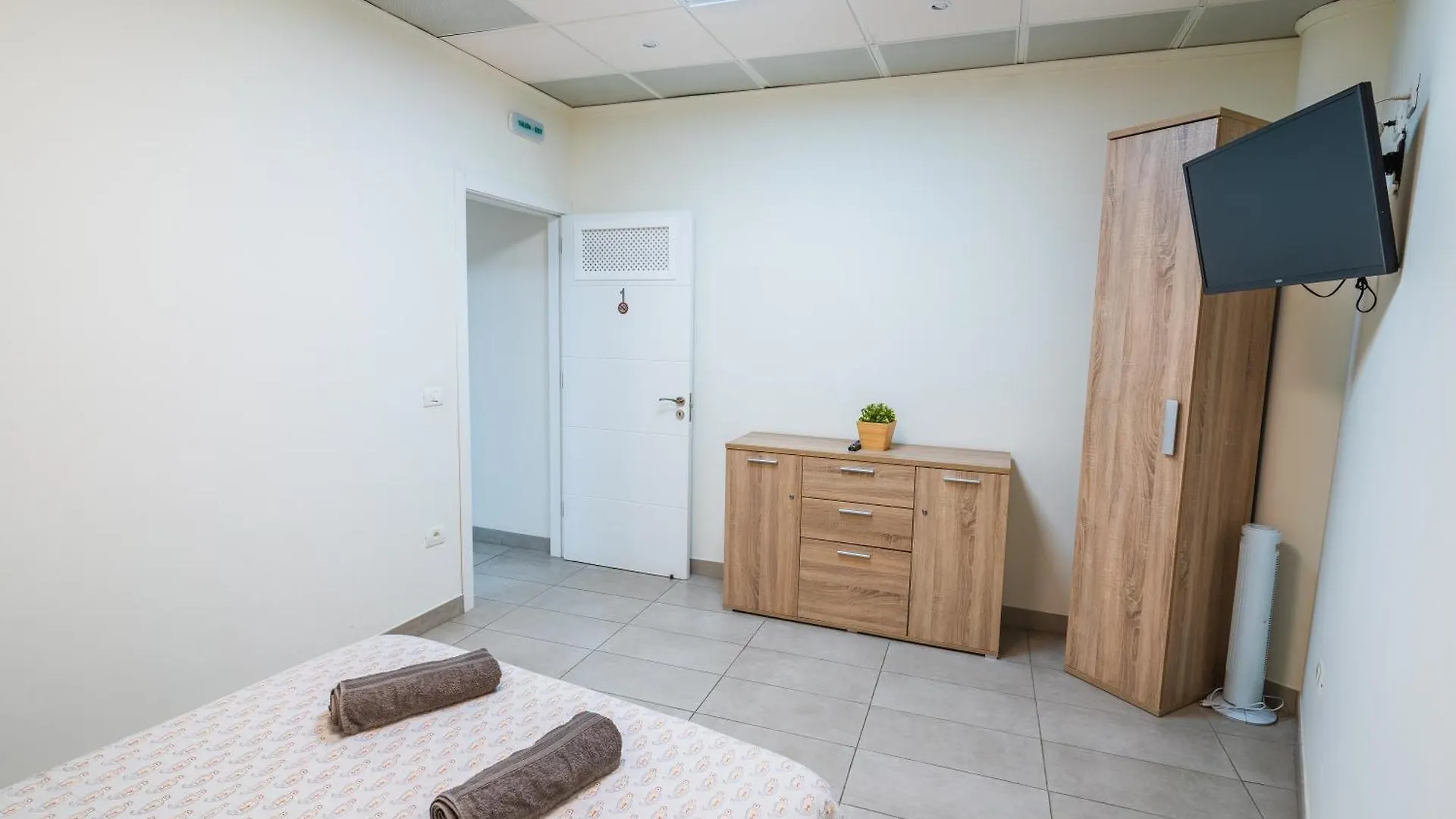 El Puente Holiday Home I- Airport 8,1K Ingenio Apartment