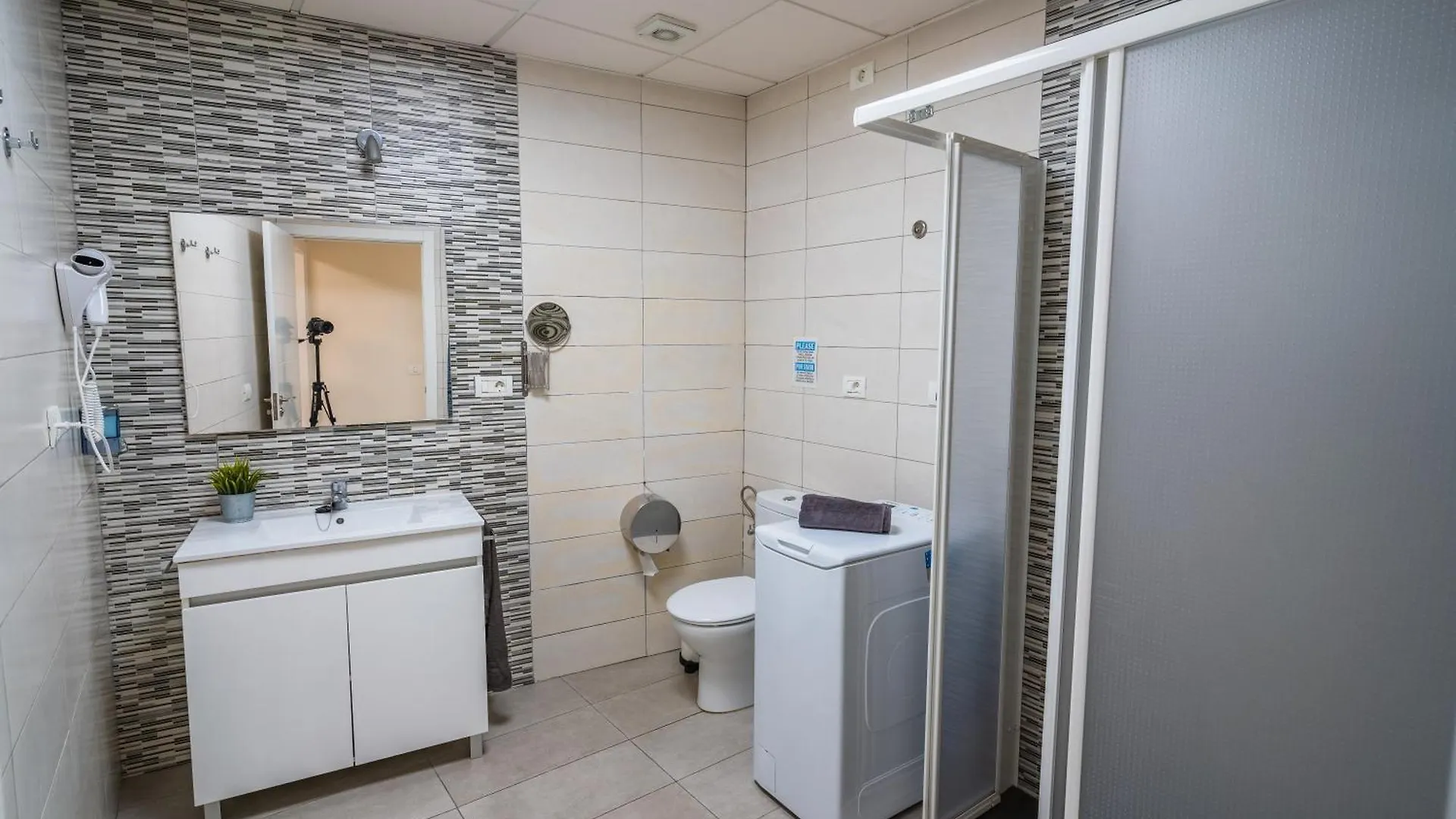 El Puente Holiday Home I- Airport 8,1K Ingenio Apartment