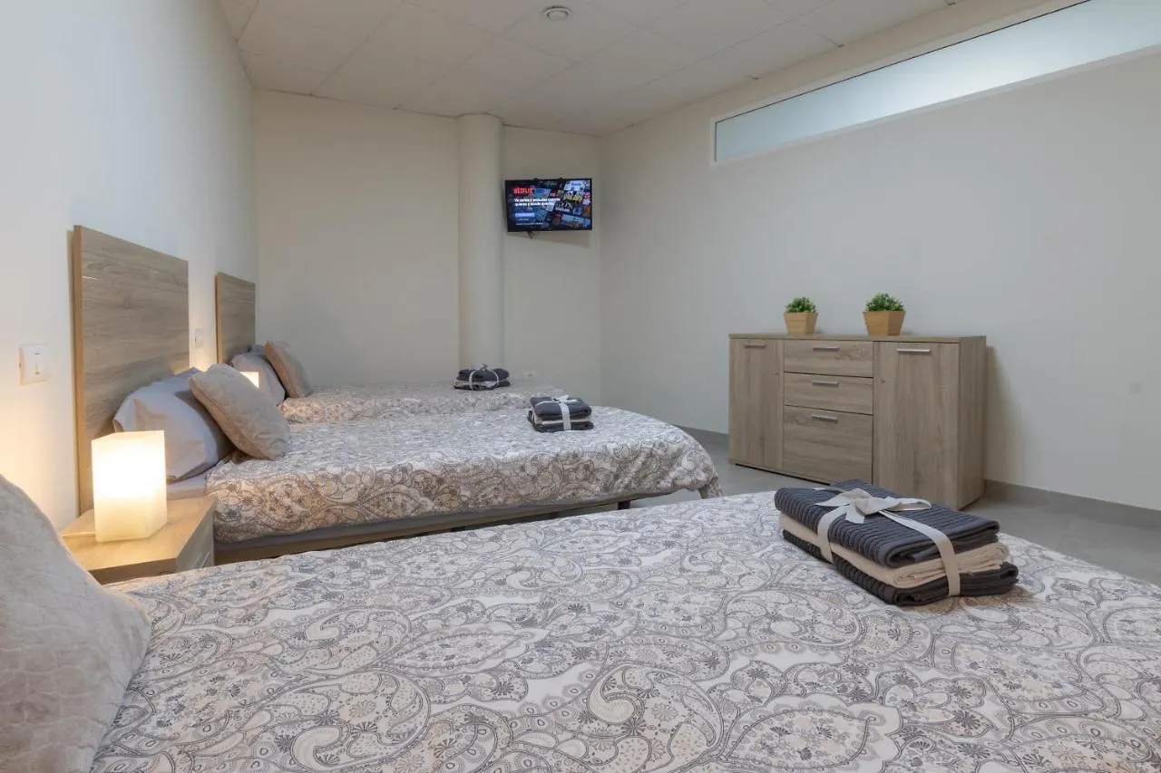 El Puente Holiday Home I- Airport 8,1K Ingenio